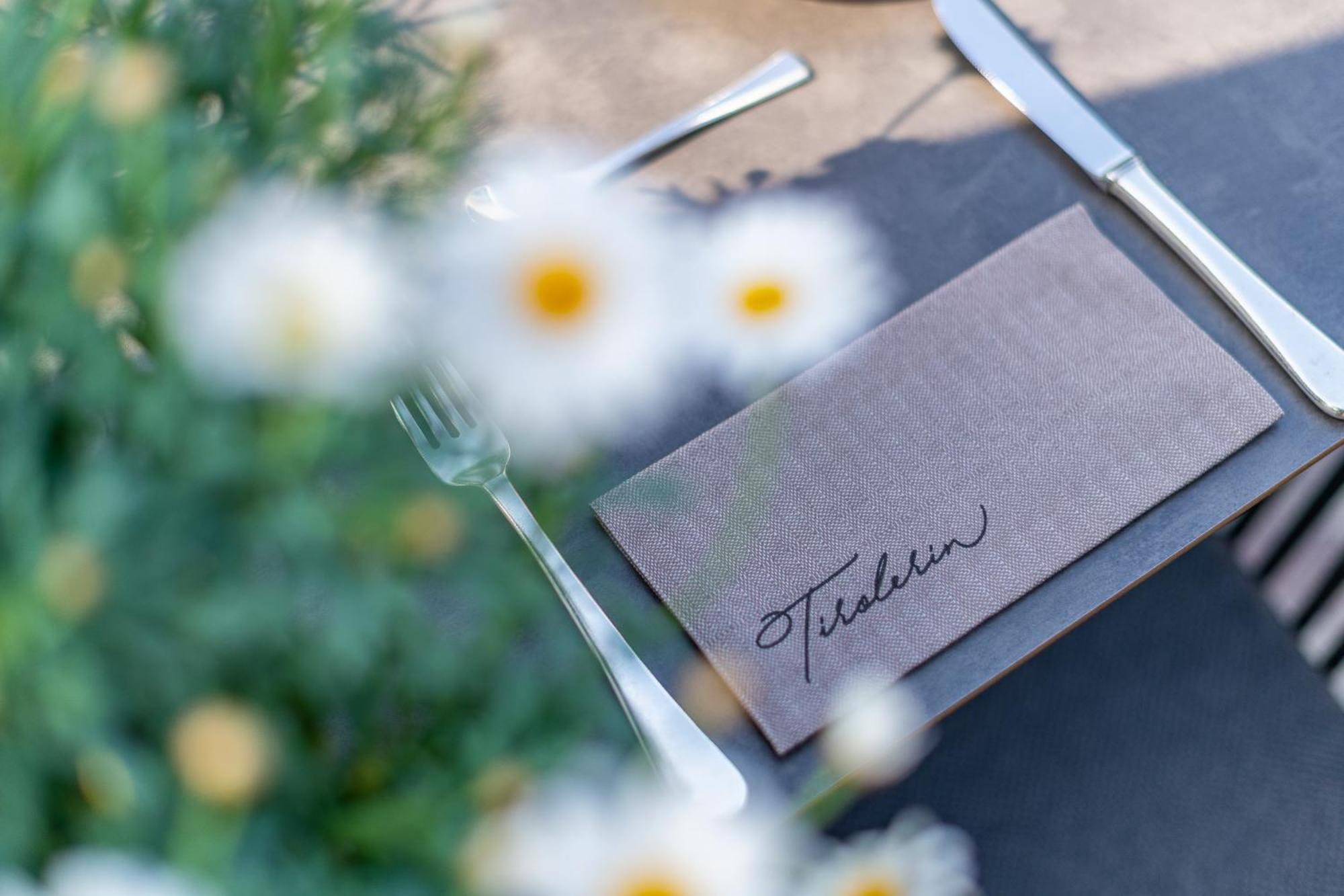 Tirolerin Garni Hotel Termeno Zewnętrze zdjęcie