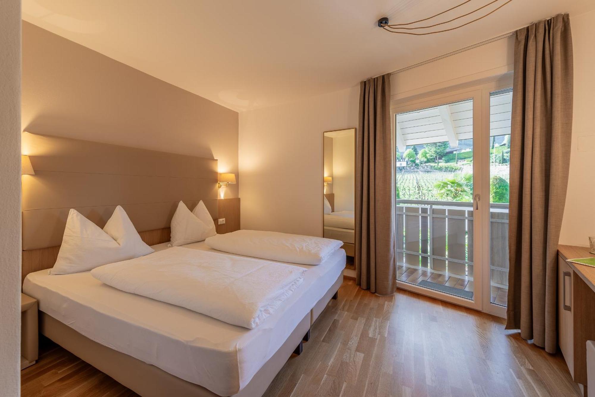 Tirolerin Garni Hotel Termeno Zewnętrze zdjęcie