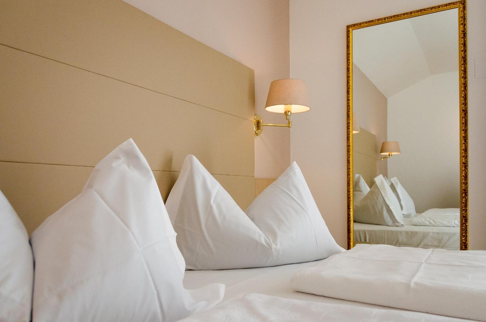 Tirolerin Garni Hotel Termeno Zewnętrze zdjęcie
