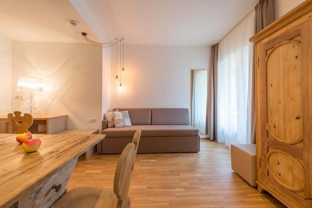 Tirolerin Garni Hotel Termeno Zewnętrze zdjęcie